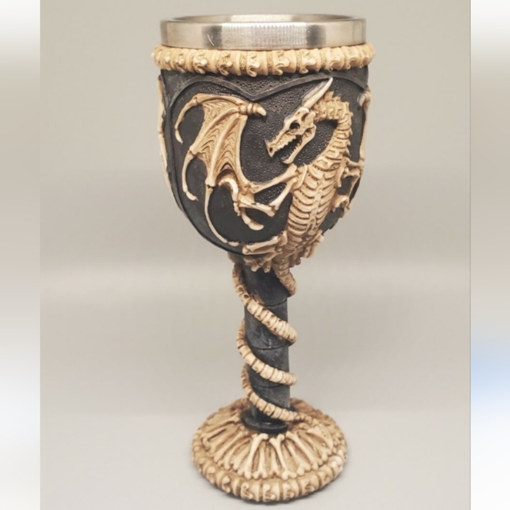 - Medievel Dragon Goblet with Intricate Design - Picture 2 of 7